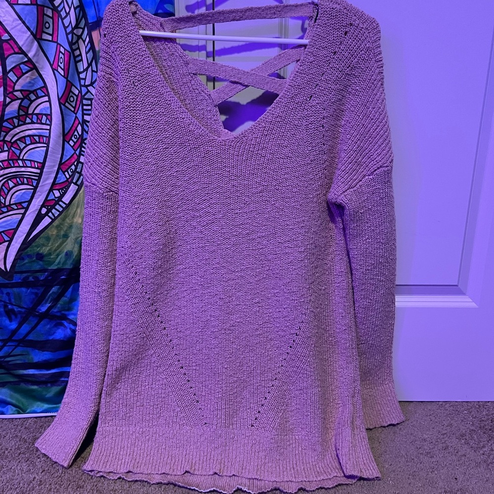 blush pink torrid v neck sweater with back details